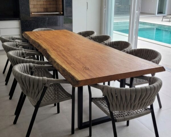 Conjunto Mesa Retangular 2,30 x 1,00m com Borda Orgânica e 10 Cadeiras em Tricô | Arezzo Decor®